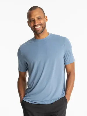 Free Fly Men's Elevate Lightweight Tee in Bluestone
